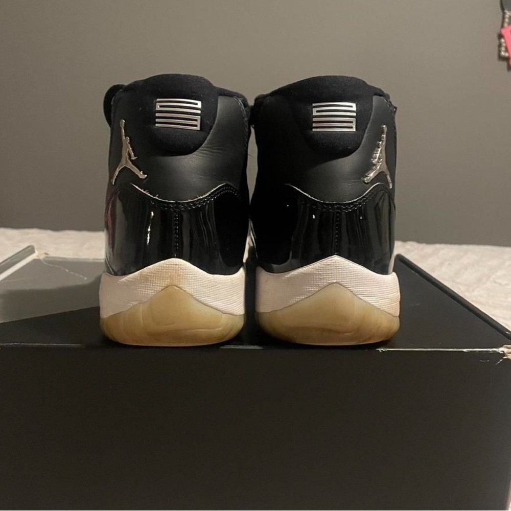 Jordan 11 - Picture 4 of 5